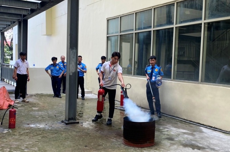 dich vu bao ve khu cong nghiep o hoc mon